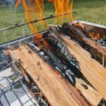 秋ヶ瀬公園BBQ場で販売している焚火台用の薪