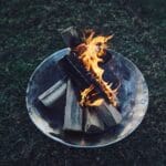秋ヶ瀬公園BBQ場でレンタルできる便利な焚火台